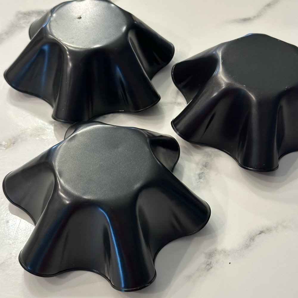 Set of Three Black shell pan. - Picture 2 of 2
